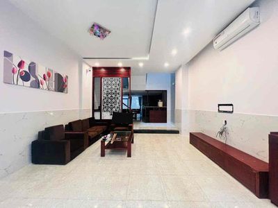Аренда · 4 комн. · 100 м² · Quận Sơn Trà, ул. Đường Trần Hưng Đạo