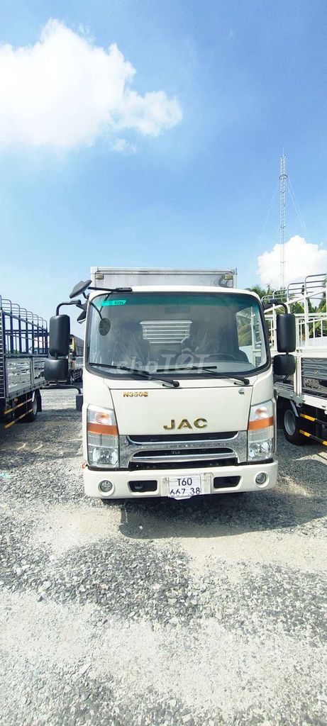 JAC N350S thùng kín TC Miền Tây