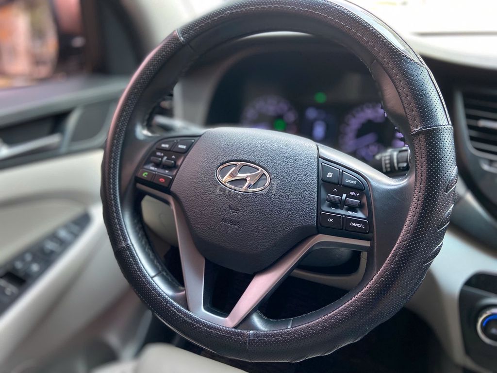Hyundai Tucson 2015  - 88000 km. Mua bán Ô tô tại Thành phố Thuận An Bình Dương được đăng bởi Thắng Trần Auto hình 15