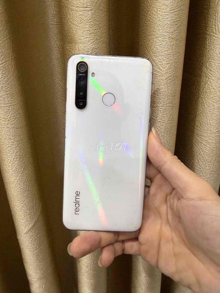 Realme 5 Pro 64GB Trắng. Mua bán Điện thoại tại Quận Ninh Kiều Cần Thơ được đăng bởi Điện Thoại Cỏ Cần Thơ  hình 1