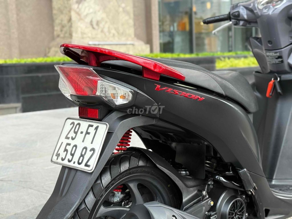 Honda Vision Sport Smartkey thể thao Nhám 29F1. Mua bán Xe máy tại Quận Ba Đình Hà Nội được đăng bởi Xe Máy Nam Thi hình 13