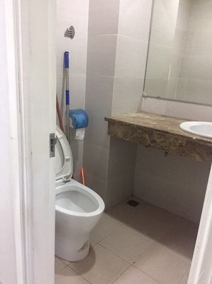 45M2 MB VĂN PHÒNG TẦNG 3 TRONG TÒA NHÀ 7 TẦNG, HƯỚNG TÂY NAM. Cho thuê văn phòng, mặt bằng kinh doanh tại Quận Nam Từ Liêm Hà Nội được đăng bởi Vu Thi Thanh Binh