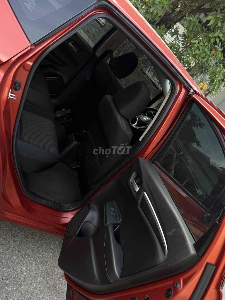 Honda Jazz 2018 VX - 62000 km, 1 chủ siu keng, 😻. Mua bán Ô tô tại Thành phố Thủ Đức Tp Hồ Chí Minh được đăng bởi Thi Moto Thủ Đức hình 5