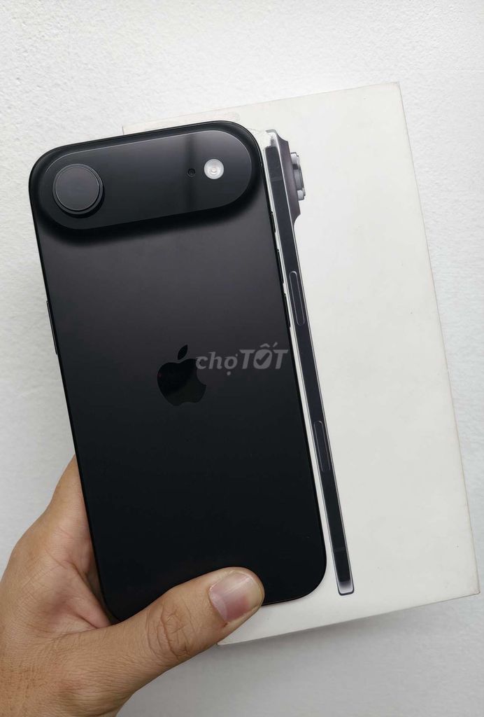 Iphone 17 Air Đen chính hãng VN. Mua bán Điện thoại tại Quận 6 Tp Hồ Chí Minh được đăng bởi Nguyễn Quân hình 1