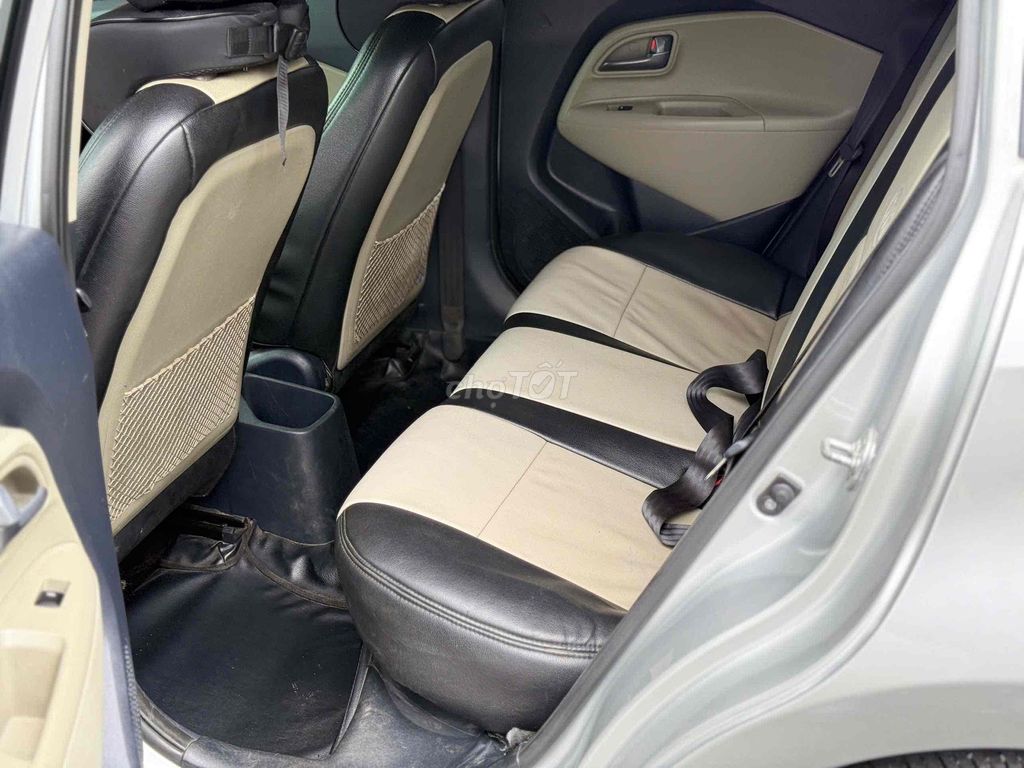 Kia Rio 2015 1.4 AT Sedan - 98000 km. Mua bán Ô tô tại Thành phố Dĩ An Bình Dương được đăng bởi tran van Huy hình 6