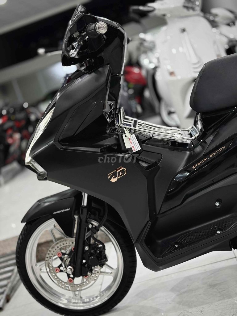 Honda Air Blade 125 2021 Đen. Mua bán Xe máy tại Thị xã Phú Mỹ Bà Rịa - Vũng Tàu được đăng bởi Cửa Hàng Xe Máy Phú Mỹ hình 3