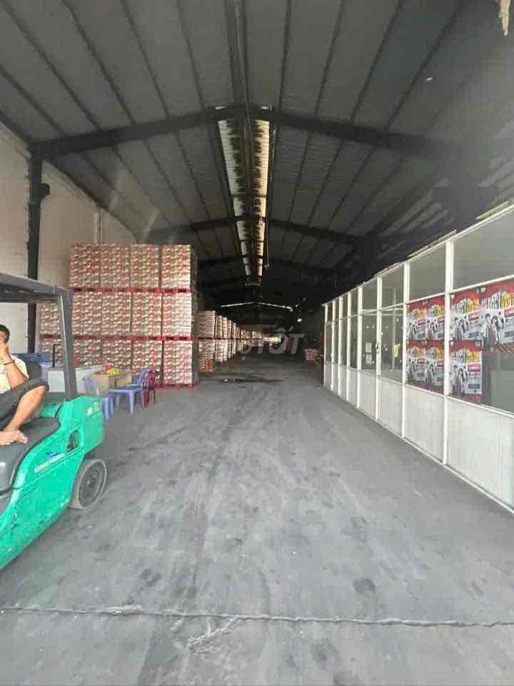 Cho thuê kho, xưởng 1000m2 Hóc Môn