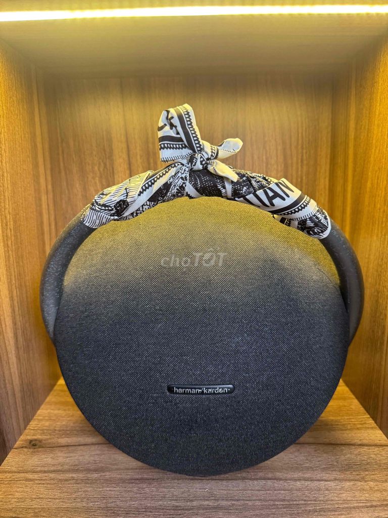 Loa Bluetooth Harman Kardon HK7 Đen. Mua bán Tivi, Âm thanh tại Quận 6 Tp Hồ Chí Minh được đăng bởi công hình 1