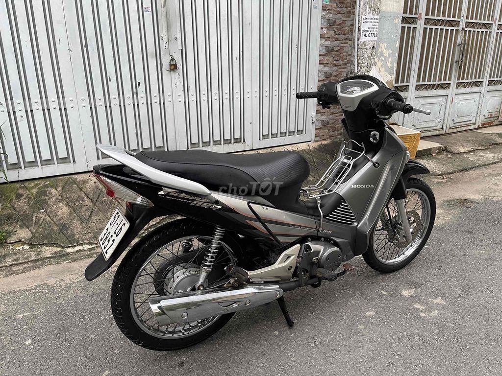 Future Neo kim 2006 bstp đầu nồi zin máy siêu ngon. Mua bán Xe máy tại Quận Bình Tân Tp Hồ Chí Minh được đăng bởi HUY hình 4