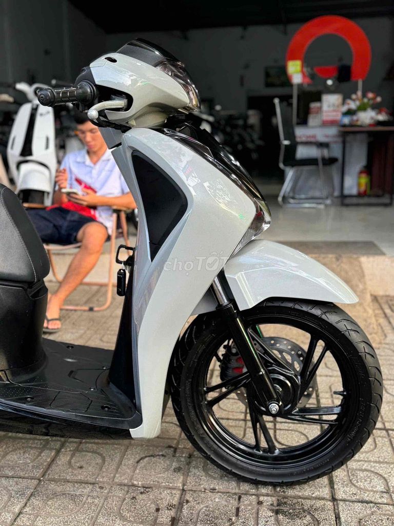 SH 2018 rất đep. Mua bán Xe máy tại Thành phố Buôn Ma Thuột Đắk Lắk được đăng bởi Ngô quốc Việt  hình 9