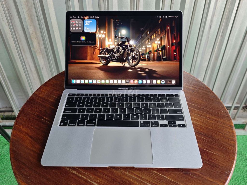 Apple MacBook Air M1 13.3 inch 8GB/256GB. Mua bán Laptop tại Quận Ninh Kiều Cần Thơ được đăng bởi Thành Laptop hình 1