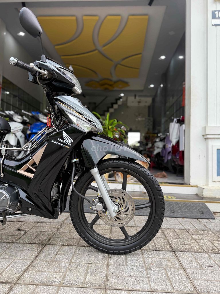 🌈 FUX Fi HS CHỜ XE ĐẸP MÀU ĐẸP MÁY ÊM NGON💥CÓ GÓP💥. Mua bán Xe máy tại Thành phố Sóc Trăng Sóc Trăng được đăng bởi Mạnh Huỳnh hình 4