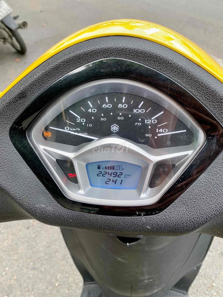 🔥Piaggio Liberty 125 ABS 2021 vàng chính chủ BSTP🔥. Mua bán Xe máy tại Thành phố Thủ Đức Tp Hồ Chí Minh được đăng bởi Khương Phan hình 10