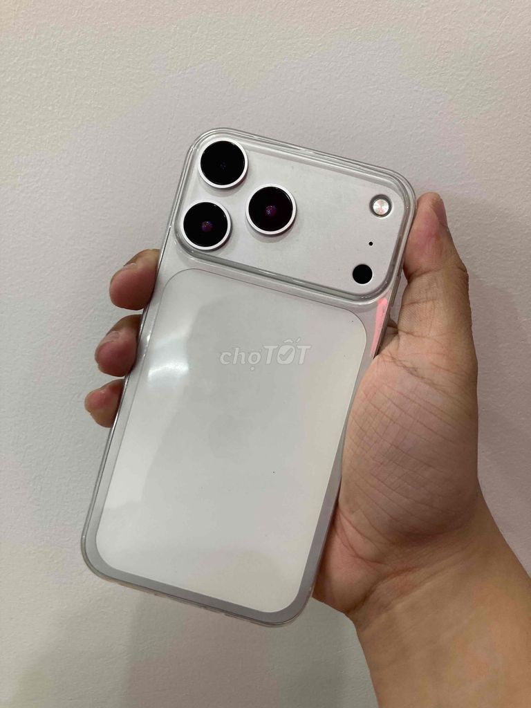 Apple iPhone XR độ 17 Pro Trắng 100%. Mua bán Điện thoại tại Quận Cẩm Lệ Đà Nẵng được đăng bởi nguyễn long hình 1