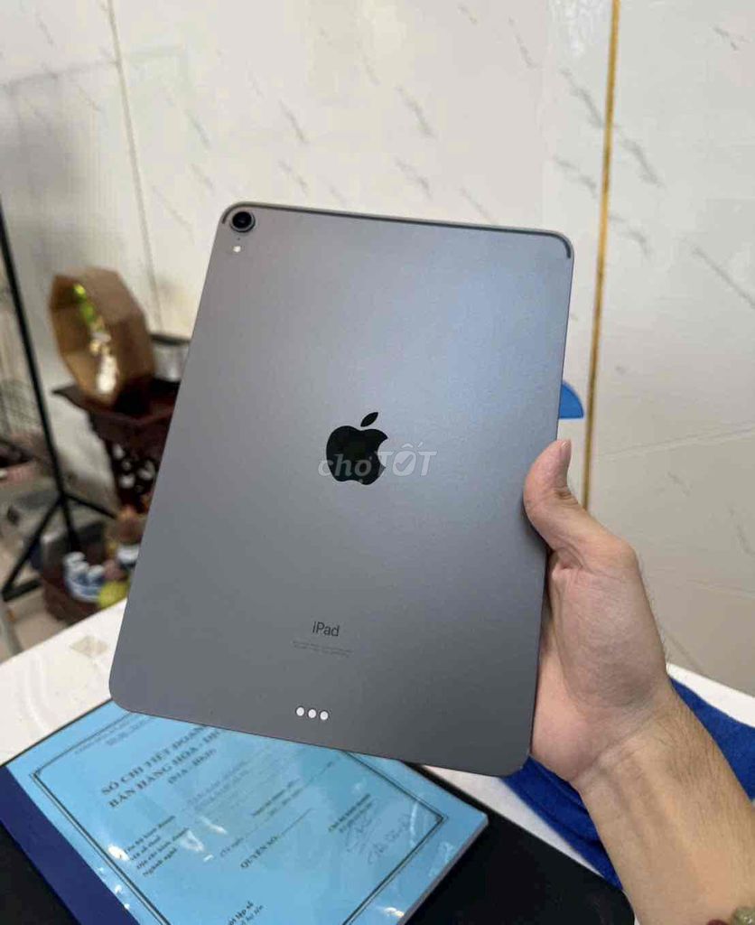 iPad Pro 11" 2018, 256GB, wifi 4G. Mua bán Máy tính bảng tại Huyện Đức Hòa Long An được đăng bởi Minh Ngọc hình 1