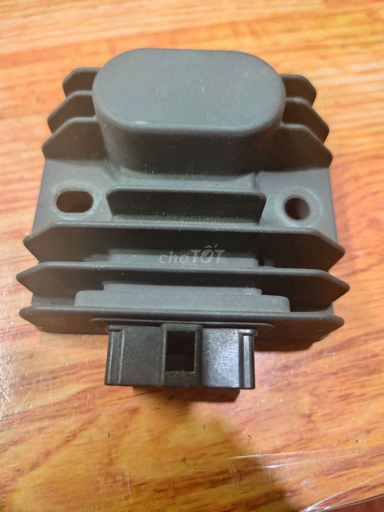 Cục sạc zin theo xe ex150. Mua bán Phụ tùng xe tại Thị xã Bến Cát Bình Dương được đăng bởi quân  hình 4