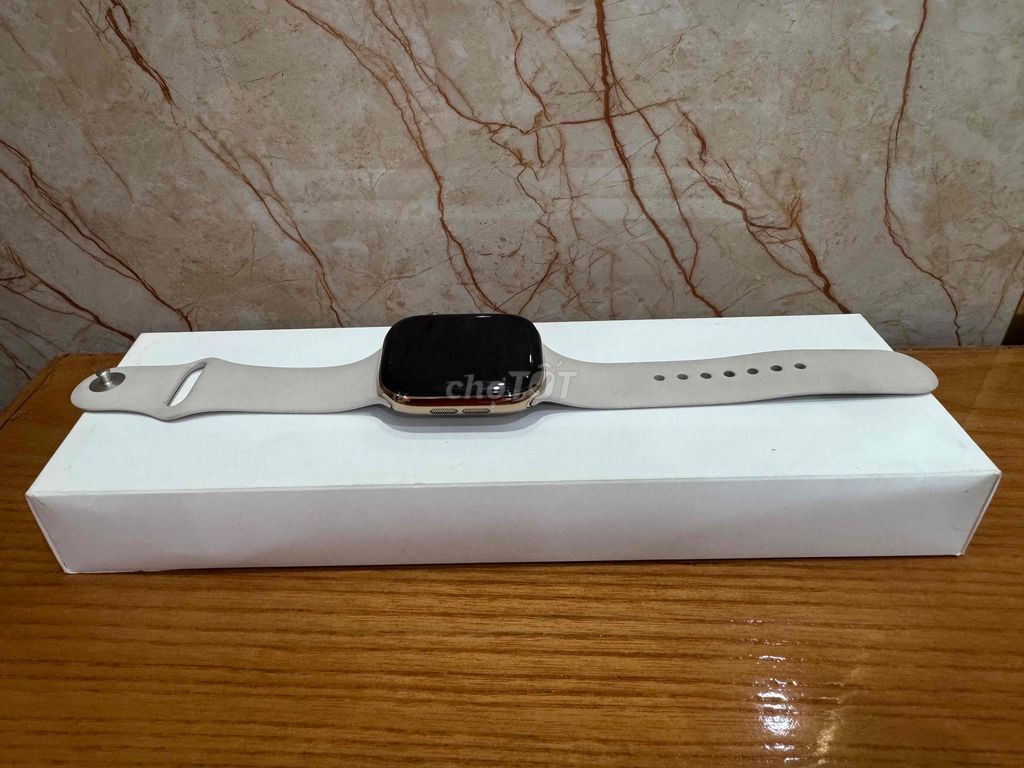 Apple Watch Series 10 46mm Titan gold Vàng. Mua bán Thiết bị đeo thông minh tại Quận 8 Tp Hồ Chí Minh được đăng bởi Phúc Khang hình 1