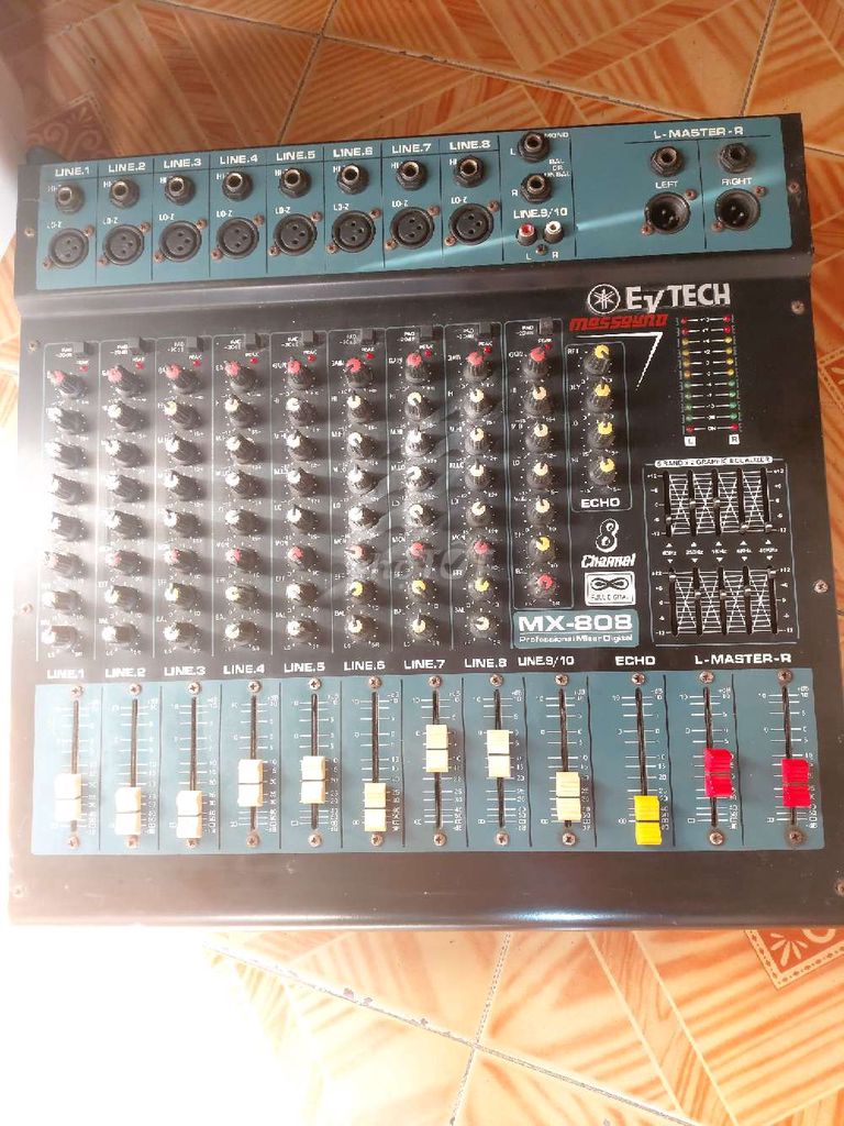 Mixer bàn EVtech MX-808