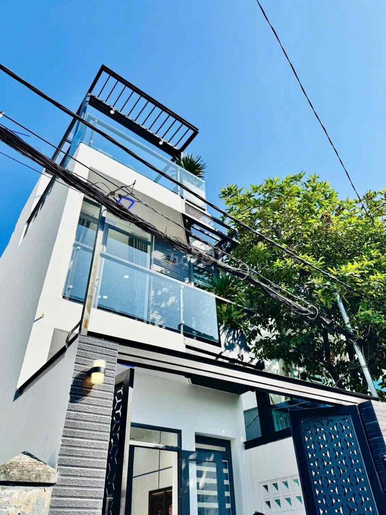 Chủ ngộp giảm sâu 600 triệu bán nhà 4 phòng ngủ hxh đs 2 p16 Gò Vấp
