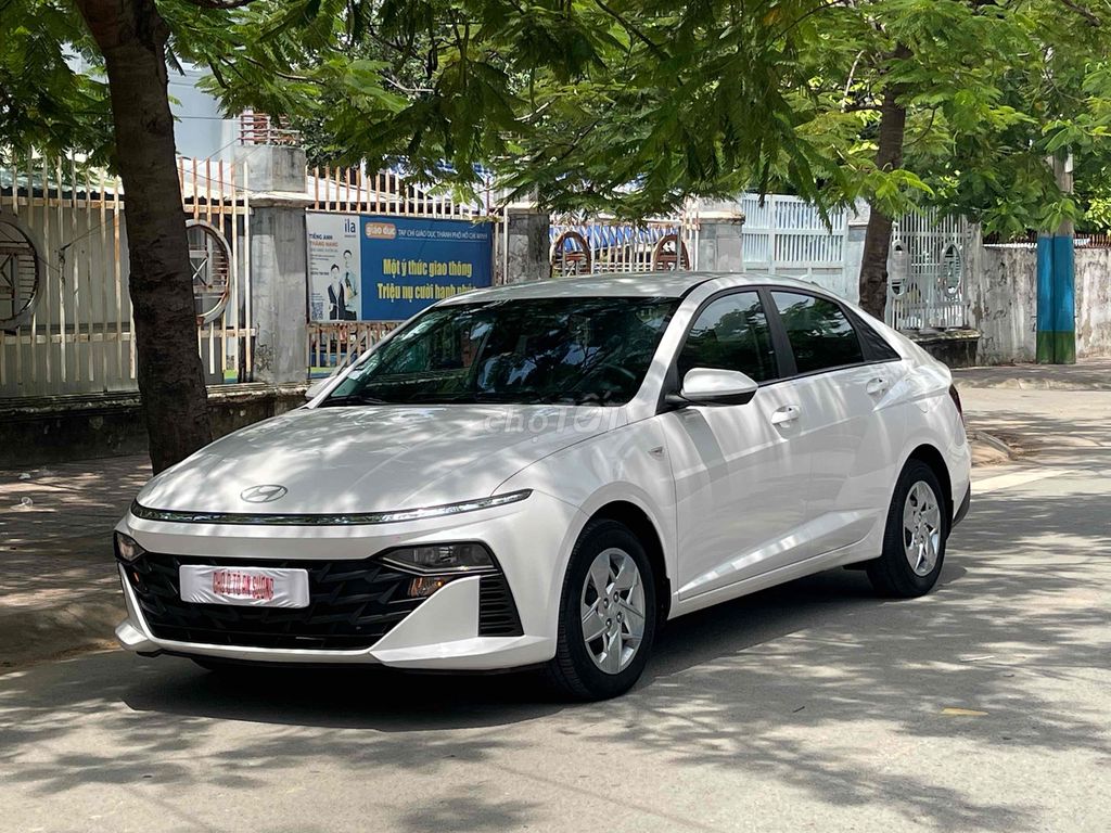 Hyundai Accent 2024 белый 52 000 км