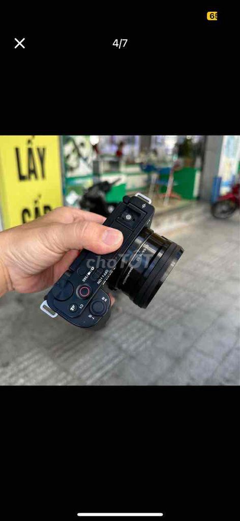 Máy ảnh Sony ZVE10 Đen kèm phụ kiện. Mua bán Máy ảnh, Máy quay tại Thành phố Nha Trang Khánh Hòa được đăng bởi dê leo núi hình 1