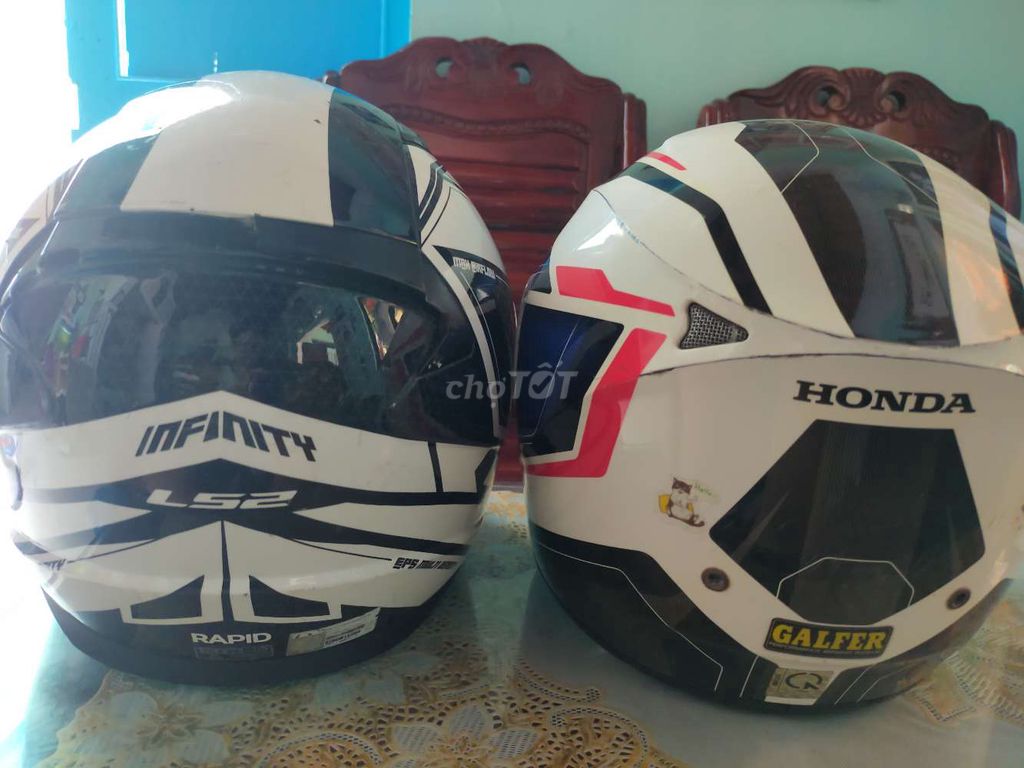 Mũ bảo hiểm fullface Ls2 và Honda Winner