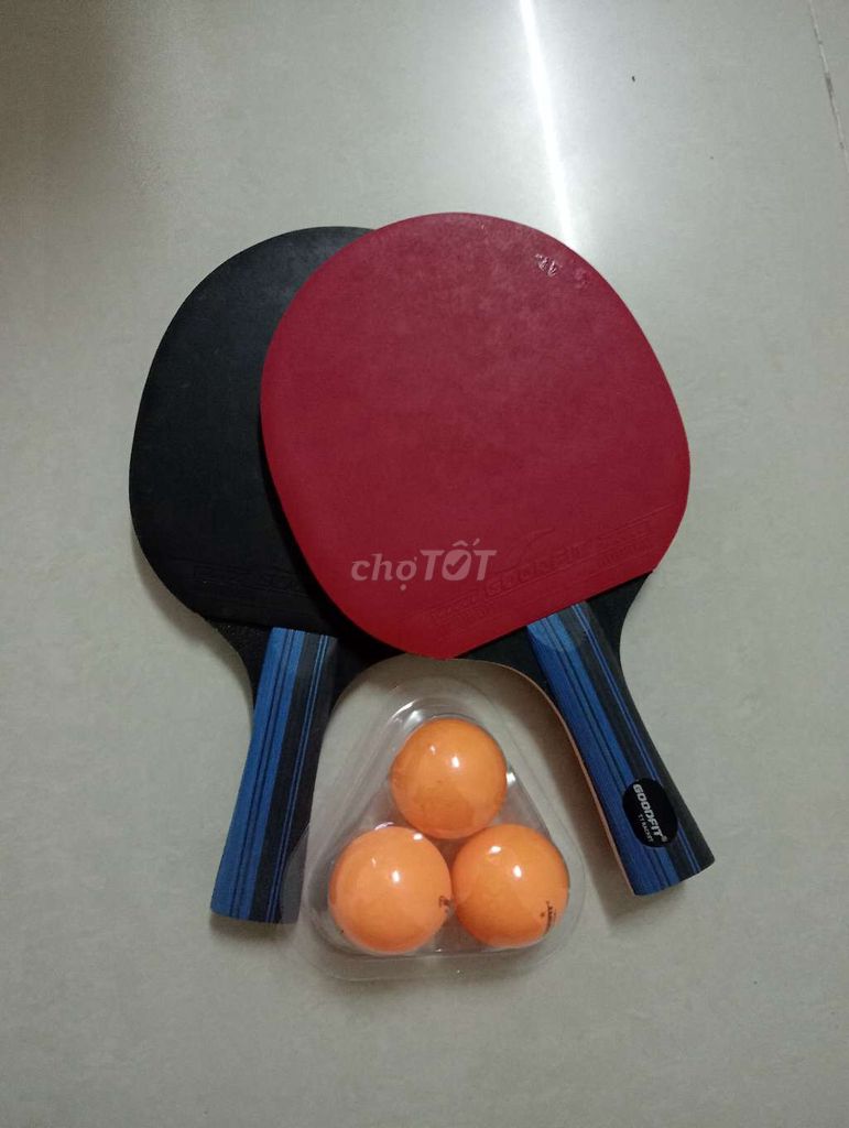 Vợt bóng bàn Goodfit Gỗ Cao su Đỏ Đen. Mua bán Đồ thể thao, Dã ngoại tại Thành phố Sóc Trăng Sóc Trăng được đăng bởi Vũ hình 1