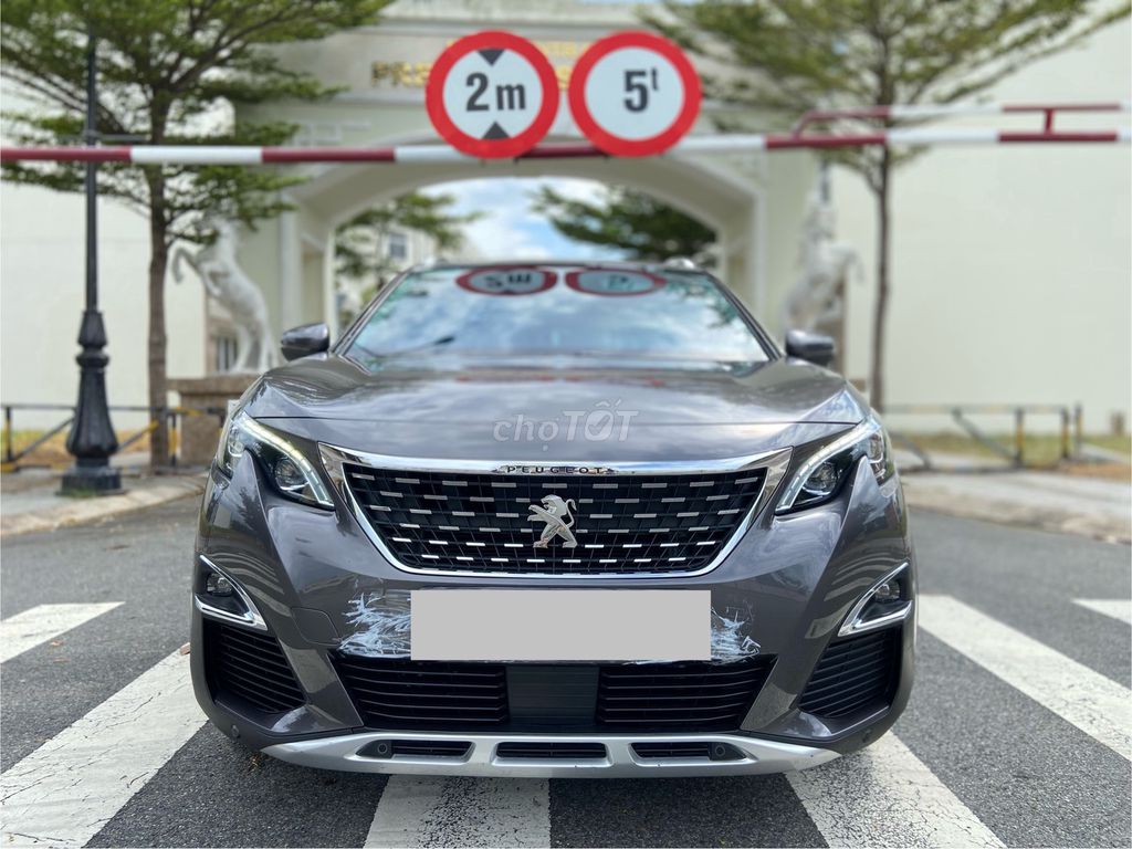 Peugeot 5008 1.6Allure Sản xuất 2018 Odo: 49.219km