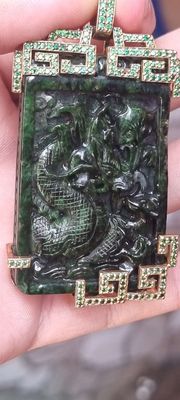 Cần nhượng lại mặt dây truyền. Mua bán Phụ kiện thời trang khác tại Quận Sơn Trà Đà Nẵng được đăng bởi phong