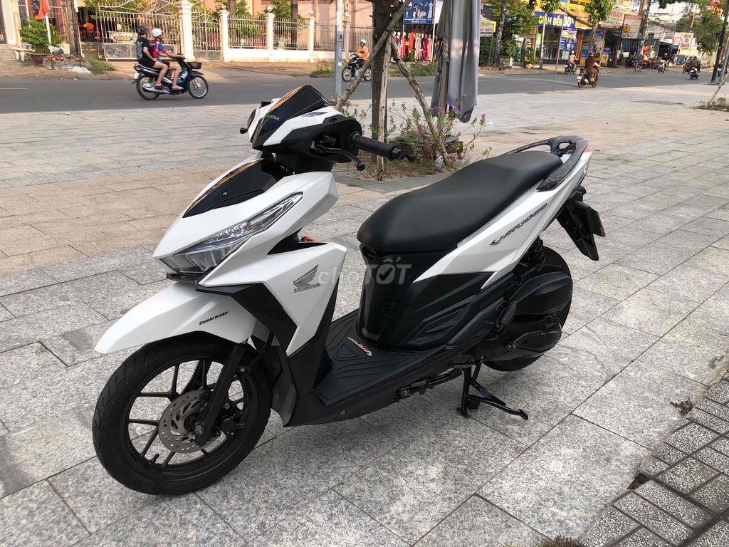 Honda Vario 150 2016 Trắng. Mua bán Xe máy tại Quận Thốt Nốt Cần Thơ được đăng bởi Nguyễn Văn Hải hình 5