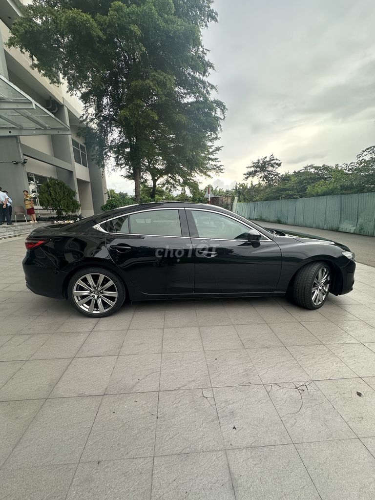 Mazda 6 2021 Signature Premium 2.5 AT - 27700 km. Mua bán Ô tô tại Huyện Bình Chánh Tp Hồ Chí Minh được đăng bởi Dương Hải triều hình 5