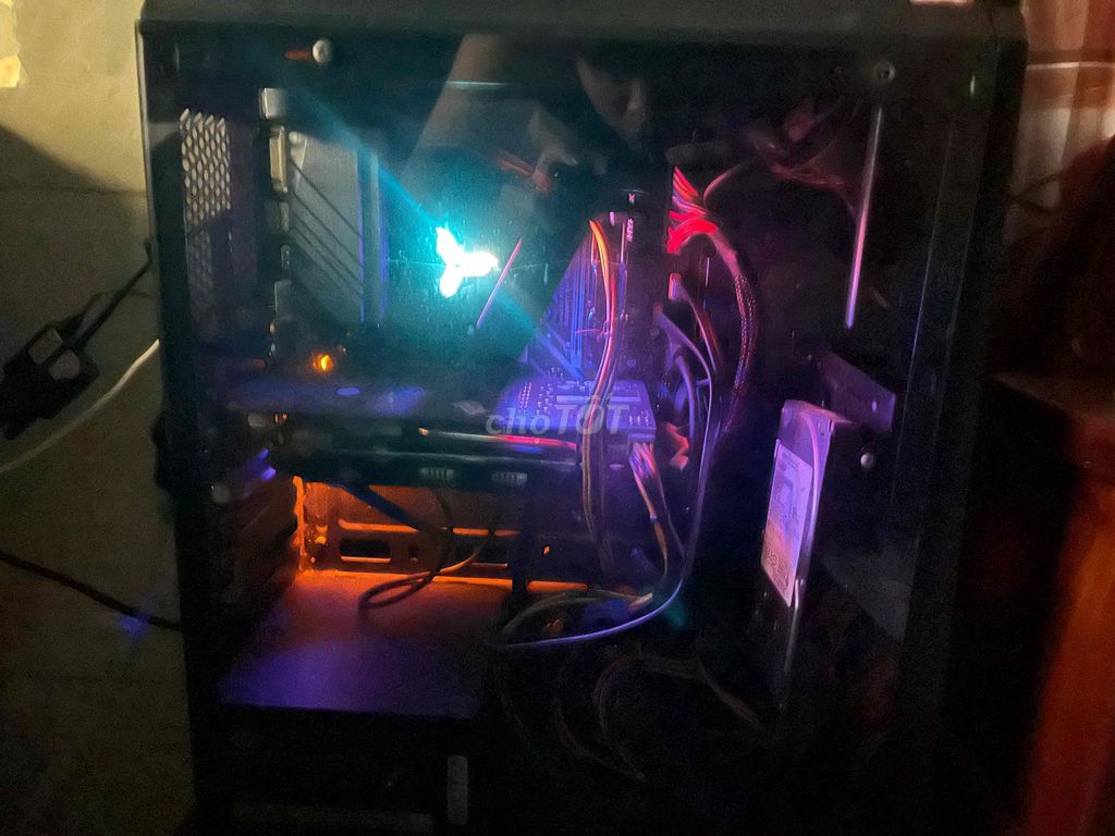 Máy tính để bàn i5 9400 16GB. Mua bán Máy tính để bàn tại Huyện Bù Gia Mập Bình Phước được đăng bởi Hung Nguyen hình 1