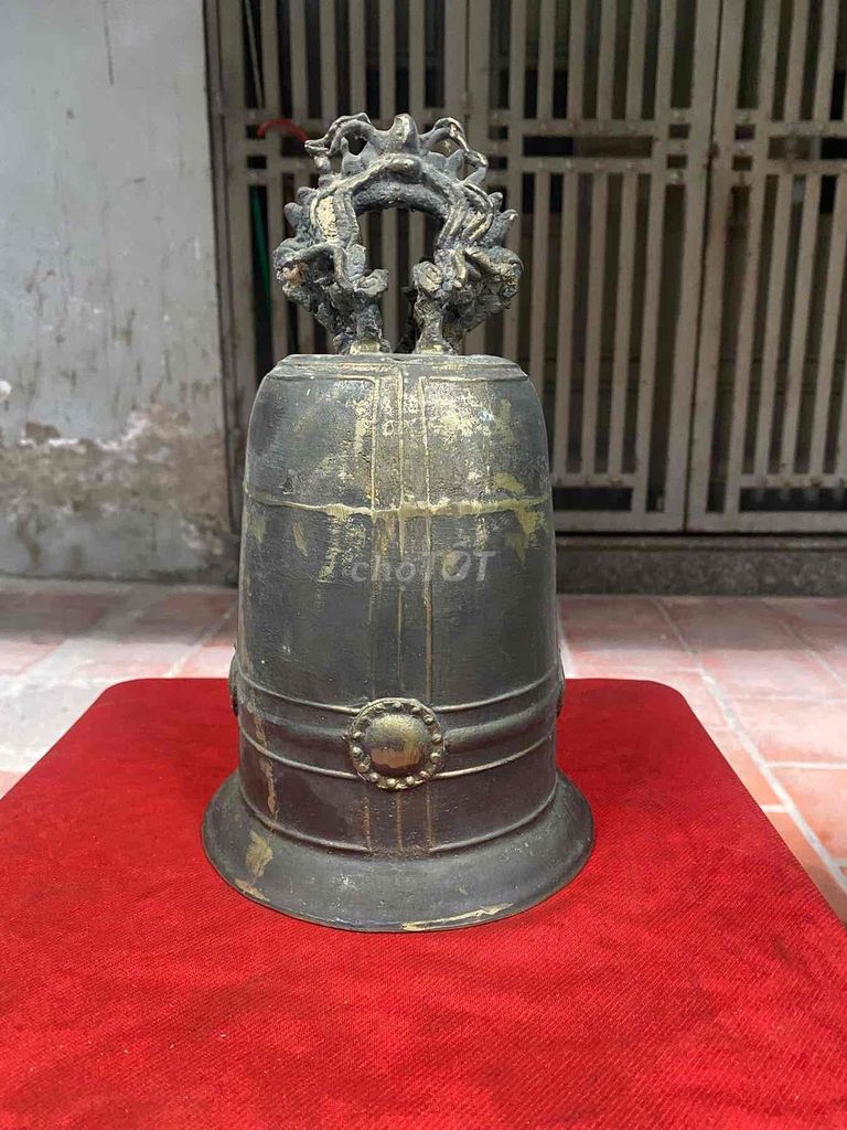 Chuông đồng cổ xưa 28cm. Mua bán Đồ sưu tầm, đồ cổ tại Thị xã Bến Cát Bình Dương được đăng bởi lê cường hình 1