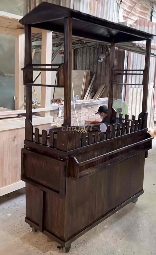 Xe đẩy bán hàng Gỗ Nâu. Mua bán Đồ chuyên dụng, Giống nuôi trồng tại Quận Bình Tân Tp Hồ Chí Minh được đăng bởi Trịnh Hoàng Khánh Vân hình 1