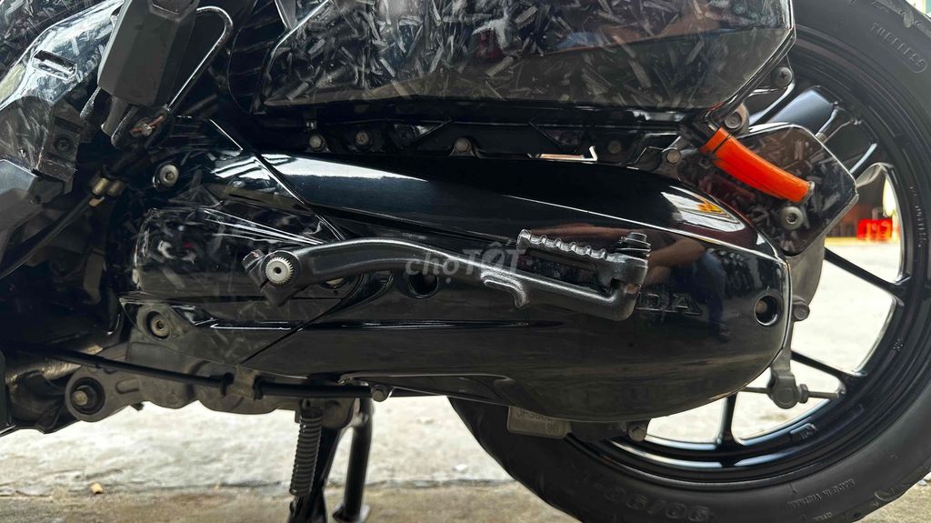 Honda Click thái 2015 trắng đen ( hỗ trợ góp ). Mua bán Xe máy tại Huyện Chợ Mới An Giang được đăng bởi Cửa hàng xe Thiên Phước 2 hình 4