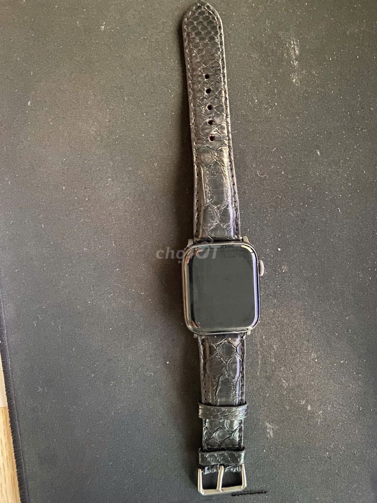 - Apple Watch sr5/44 - nhôm - GPS