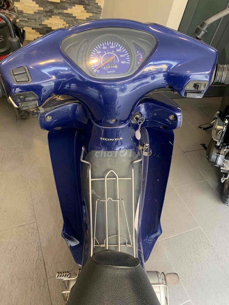 Хонда Фьючерс 2002 Зеленая 45 000 км