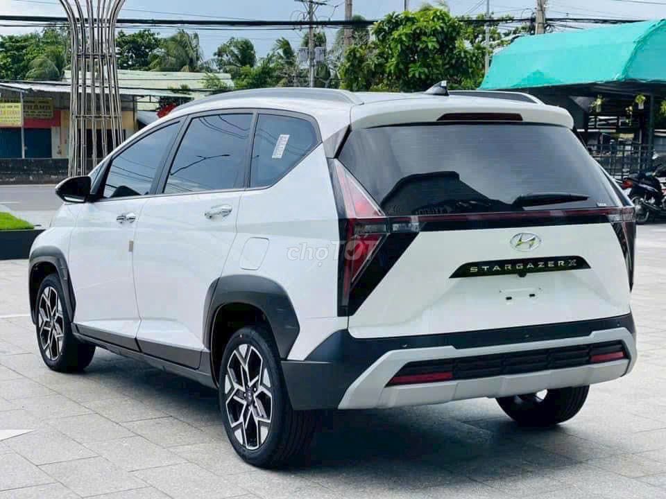 STARGAZER TRẢ TRƯỚC CHỈ 95tr - GIAO XE NGAY. Mua bán Ô tô tại Quận 12 Tp Hồ Chí Minh được đăng bởi Lê Dung Auto hình 3