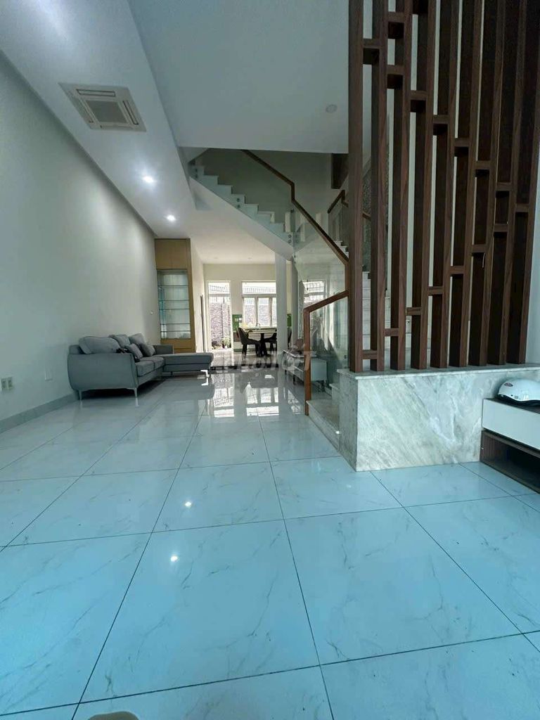 Nhà MT Đs47, 180m2 ngang 6m. 3 lầu. Phường Thảo Điền KD đa nghành nghề