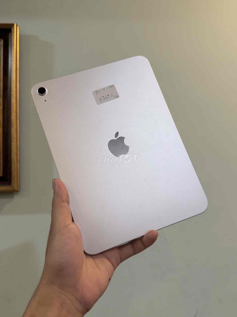 Apple iPad Gen 11 256GB Bạc. Mua bán Máy tính bảng tại Quận Đống Đa Hà Nội được đăng bởi Hanoi moibile đức hình 1