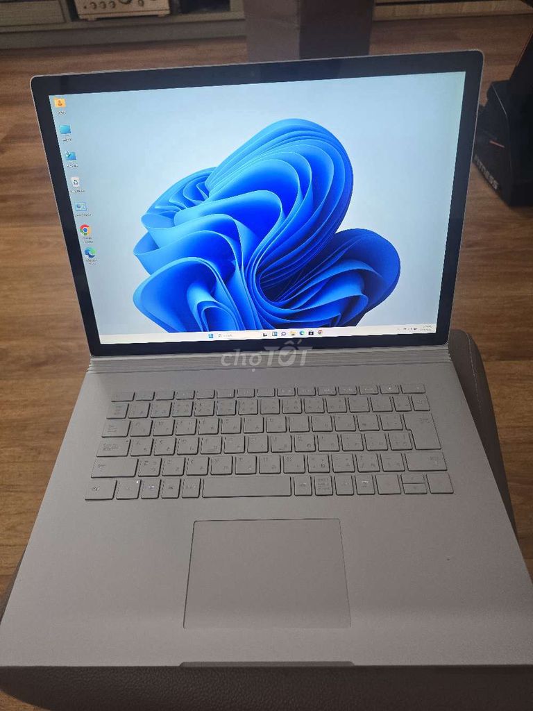 Microsoft Surface Book 2 15" i7/16GB/512G Ngon. Mua bán Laptop tại Quận Hà Đông Hà Nội được đăng bởi Lam hình 1