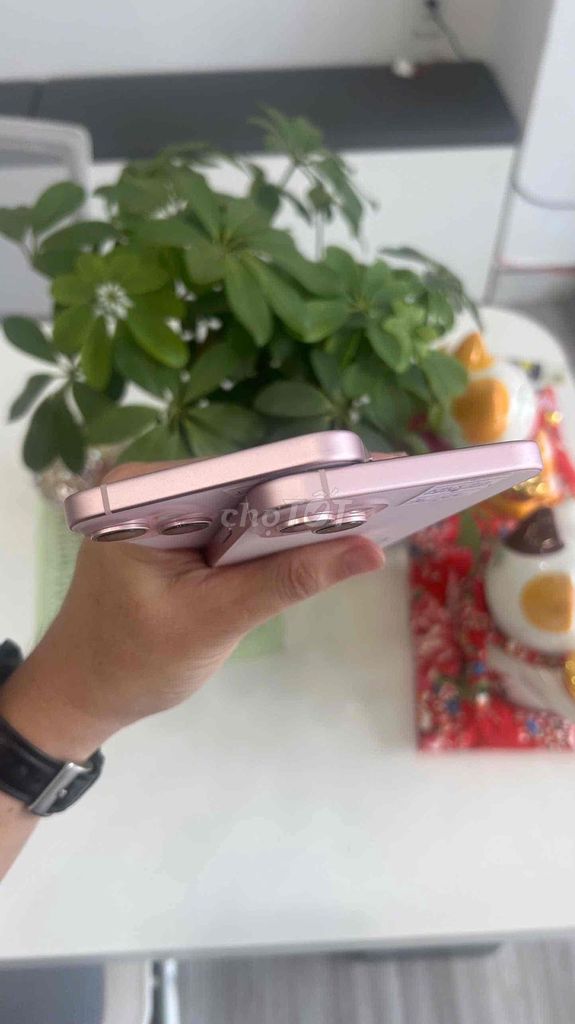 Apple iPhone 15 Plus 128GB Hồng. Mua bán Điện thoại tại Thành phố Dĩ An Bình Dương được đăng bởi táo bán góp hình 1