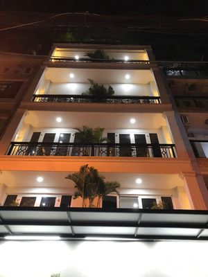 HẠ 5 TỶ BÁN GẤP NHÀ 6 TẦNG VỚI 102M2 NGÃ 7 LÝ THÁI TỔ Q.10 GIÁ 24 TỶ