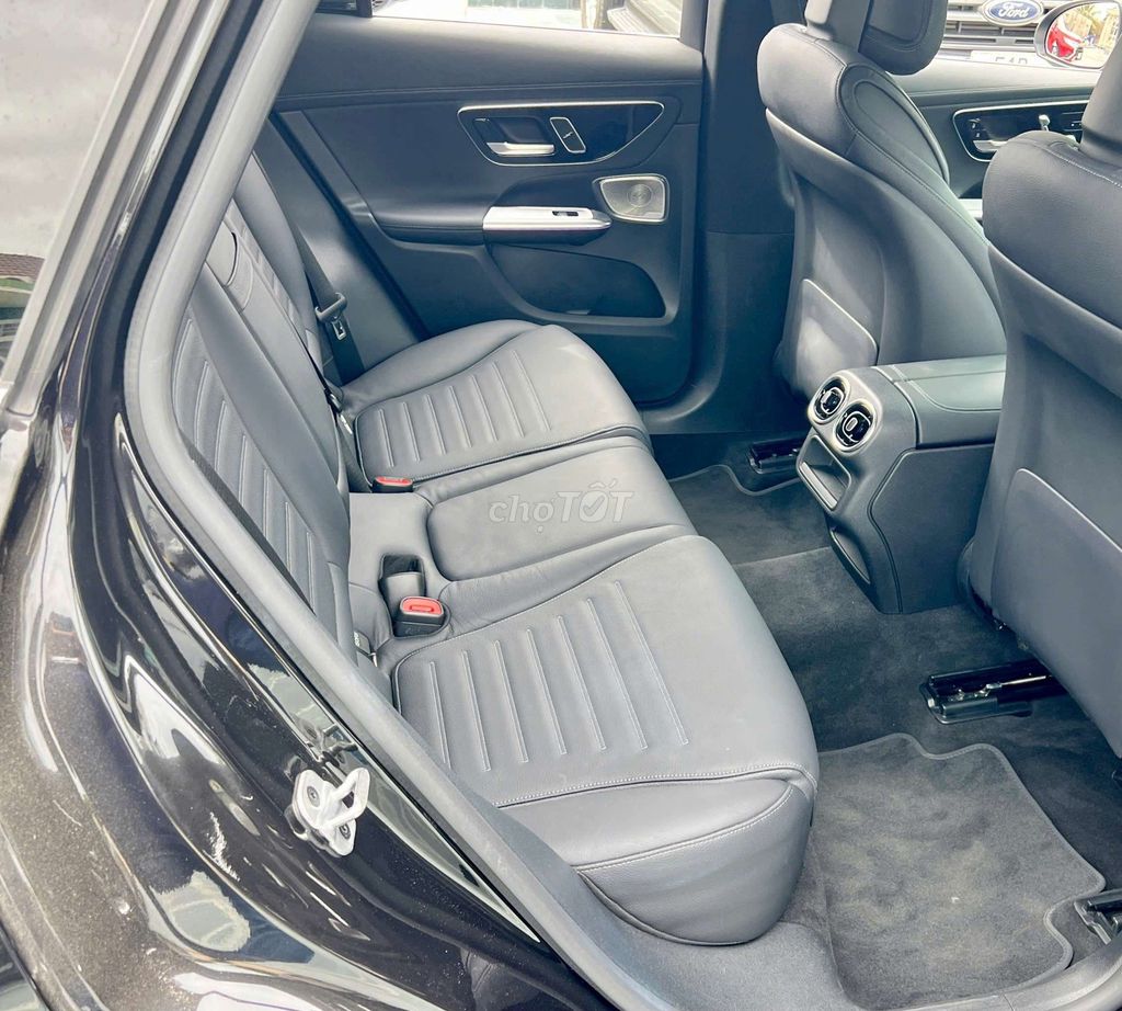 Mercedes glc 300 đời 2023. Mua bán Ô tô tại Thành phố Vũng Tàu Bà Rịa - Vũng Tàu được đăng bởi Quốc việt  hình 14