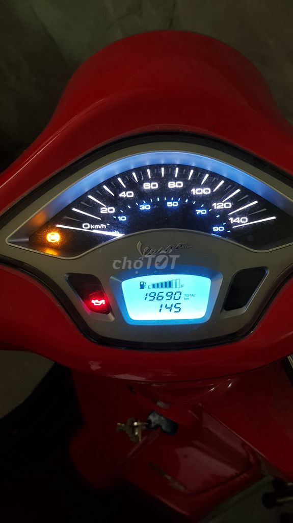 Dư dùng bán nhanh Vespa 125- iget- ABS- Odo 19.700. Mua bán Xe máy tại Quận Gò Vấp Tp Hồ Chí Minh được đăng bởi Tuấn Dương hình 3