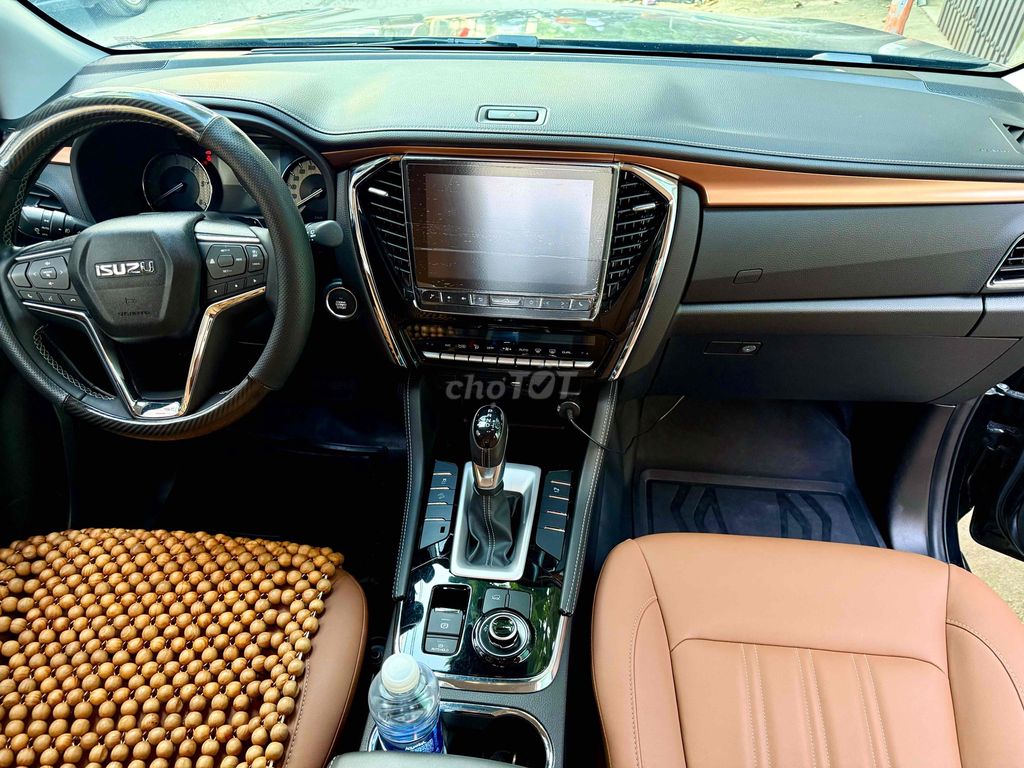 Isuzu Mu X 2022 - bản Pre 4x4 odo 9000km. Mua bán Ô tô tại Quận Gò Vấp Tp Hồ Chí Minh được đăng bởi Bình An Ôtô  hình 11