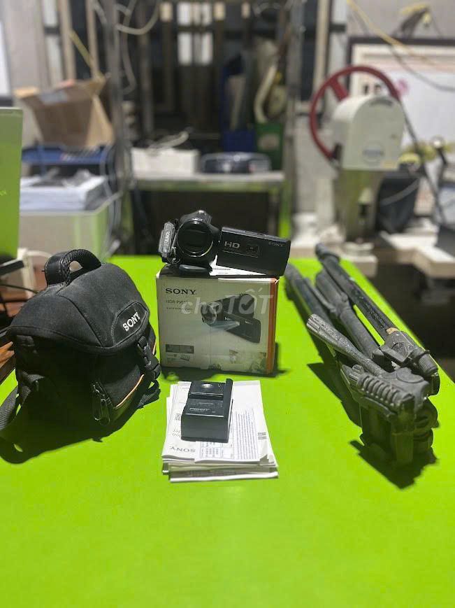 Máy quay phim Sony HDR-PJ440 Đen Đã sử dụng. Mua bán Máy ảnh, Máy quay tại Huyện Hóc Môn Tp Hồ Chí Minh được đăng bởi Mỹ thuật Âu Á hình 1