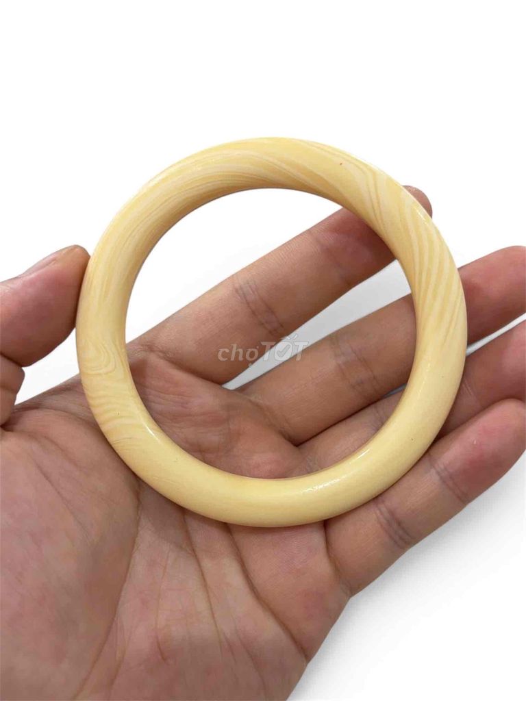 Vòng tay Nữ Xương Trắng ngà 58-61. Mua bán Phụ kiện thời trang khác tại Huyện Cao Lộc Lạng Sơn được đăng bởi Mạnh Tường hình 1