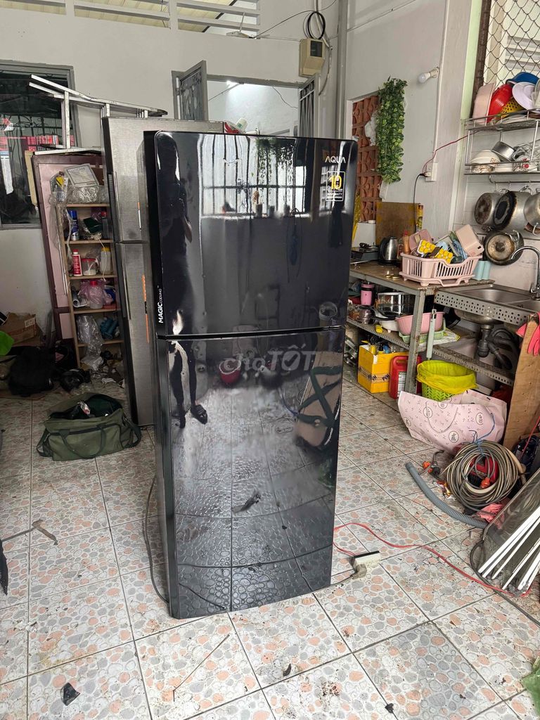 Tủ lạnh Aqua Inverter 235L Đen. Mua bán Tủ lạnh tại Thành phố Thủ Đức Tp Hồ Chí Minh được đăng bởi Điện máy Kelvin Phan hình 1