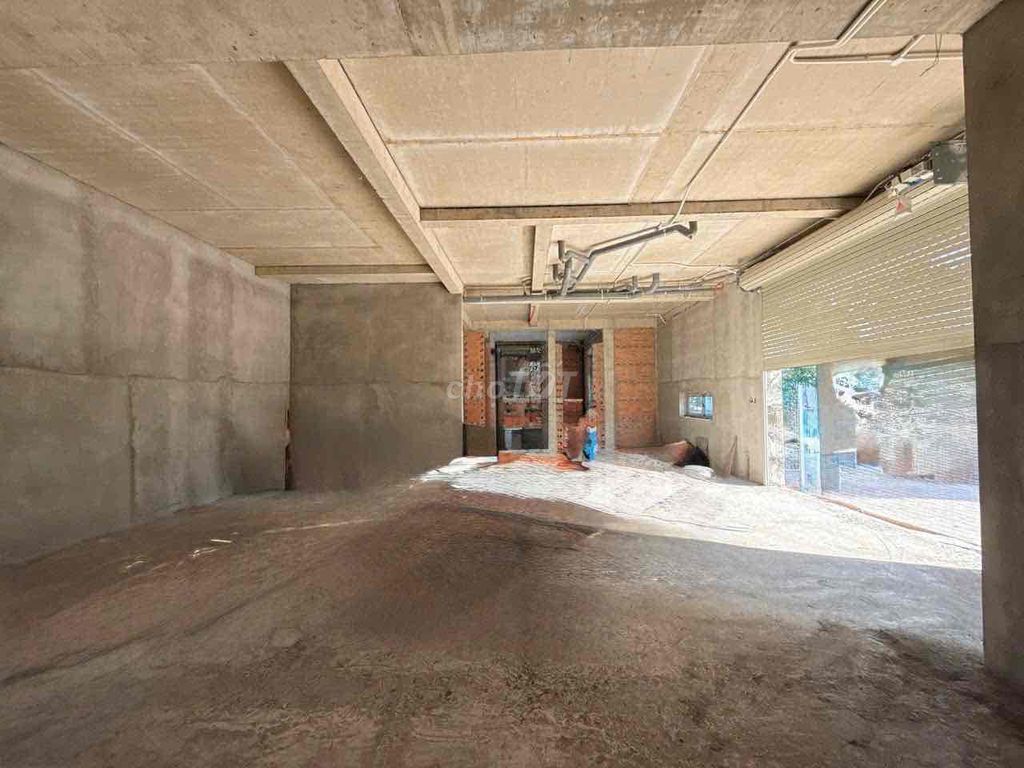 Cho Thuê MB 1Trệt 1Lầu + 1Tum - (dtsd 680m2) P.Trấn Biên - Giá: 30tr